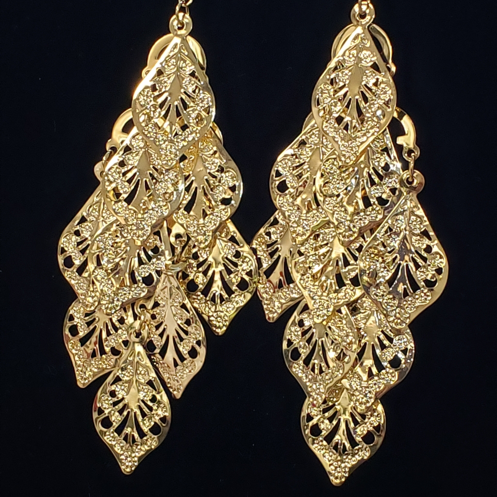 Womens 18 Carat Yellow Gold Plated Leaf Earrings